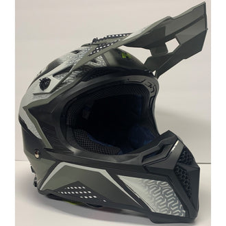 07- Motocross QUAD Helmet, Gloss Grey/Black & White